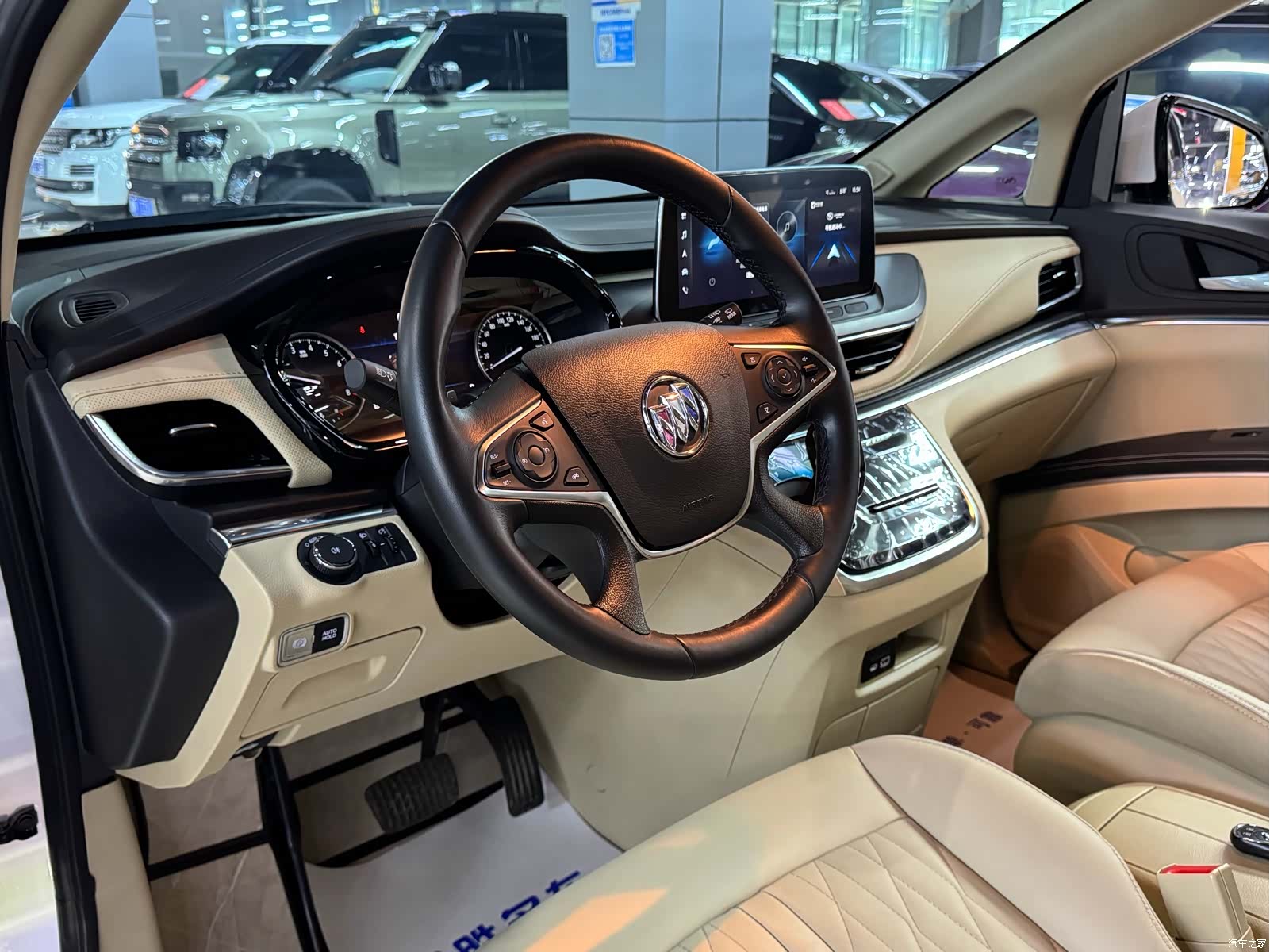 Buick GL8, 2024 9