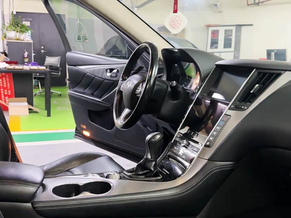 Infiniti Q50L Infiniti Q50L