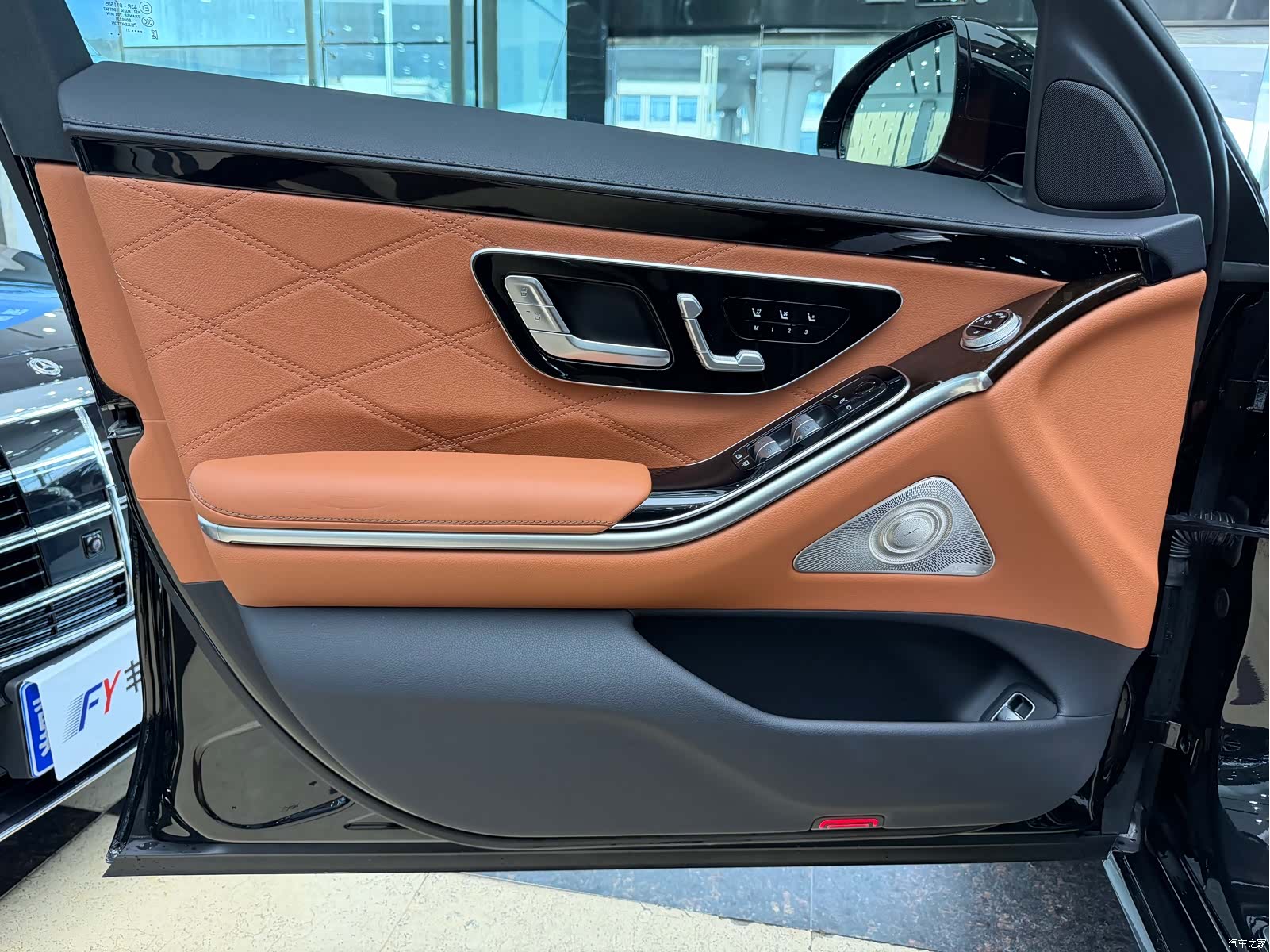 Maybach S-Class, 2021 все фото