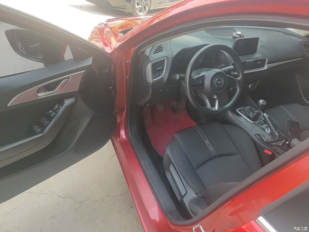 Mazda Mazda3, 2019 16
