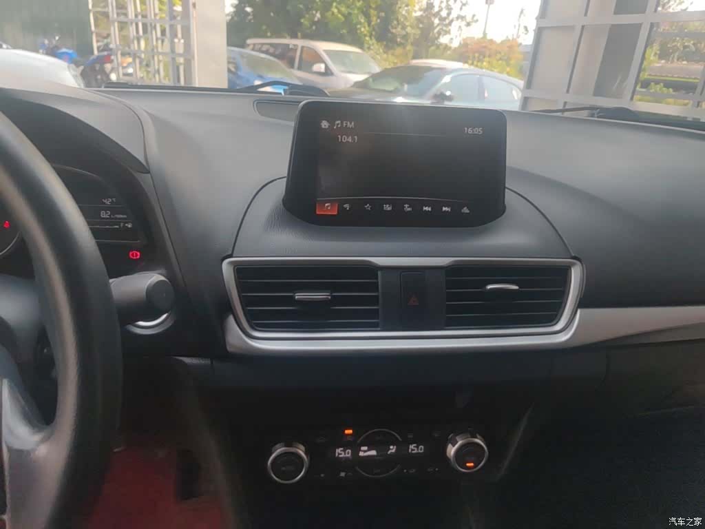 Mazda Mazda3, 2019 13