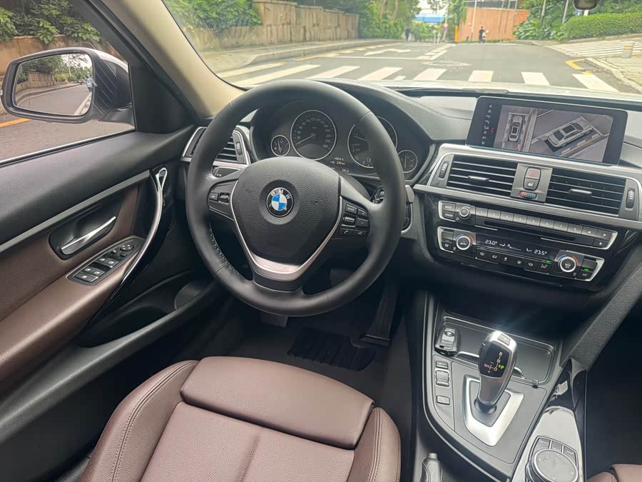 BMW 3 Series 2019, фото 13