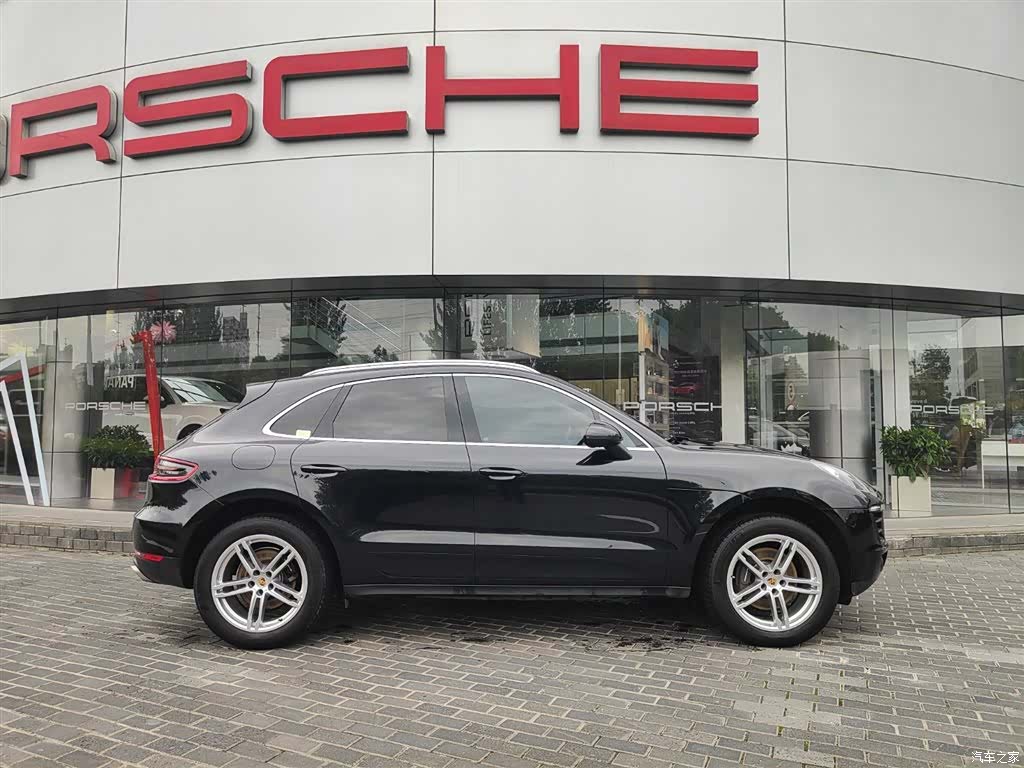 Porsche Macan, 2014 15