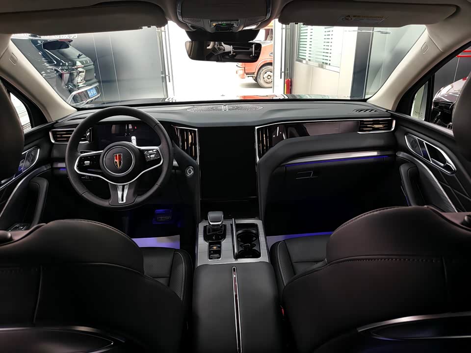 Hongqi HS7 PHEV