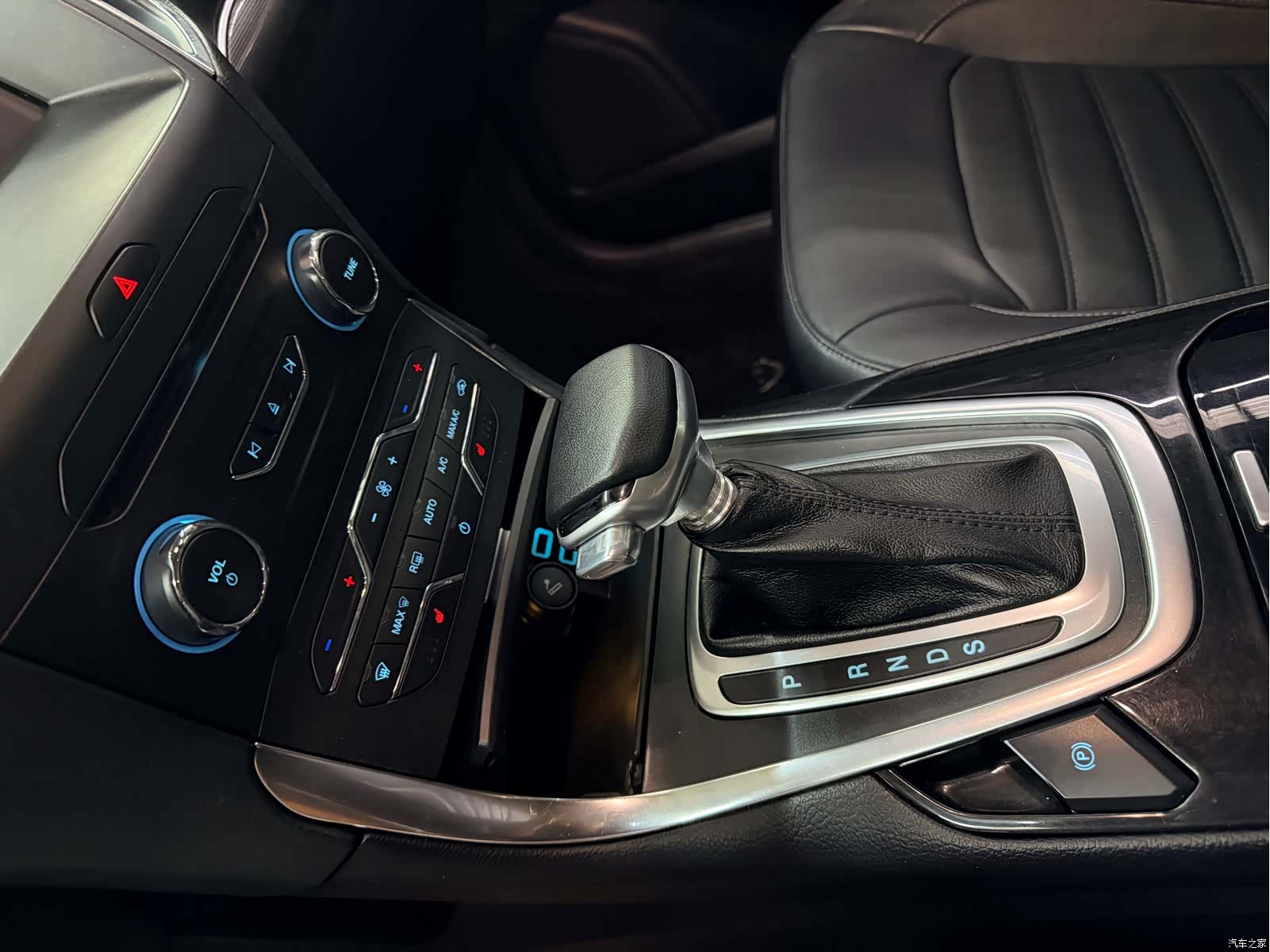 Ford Edge, 2017 12