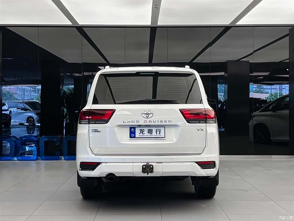 Toyota Land Cruiser, 2023 все фото