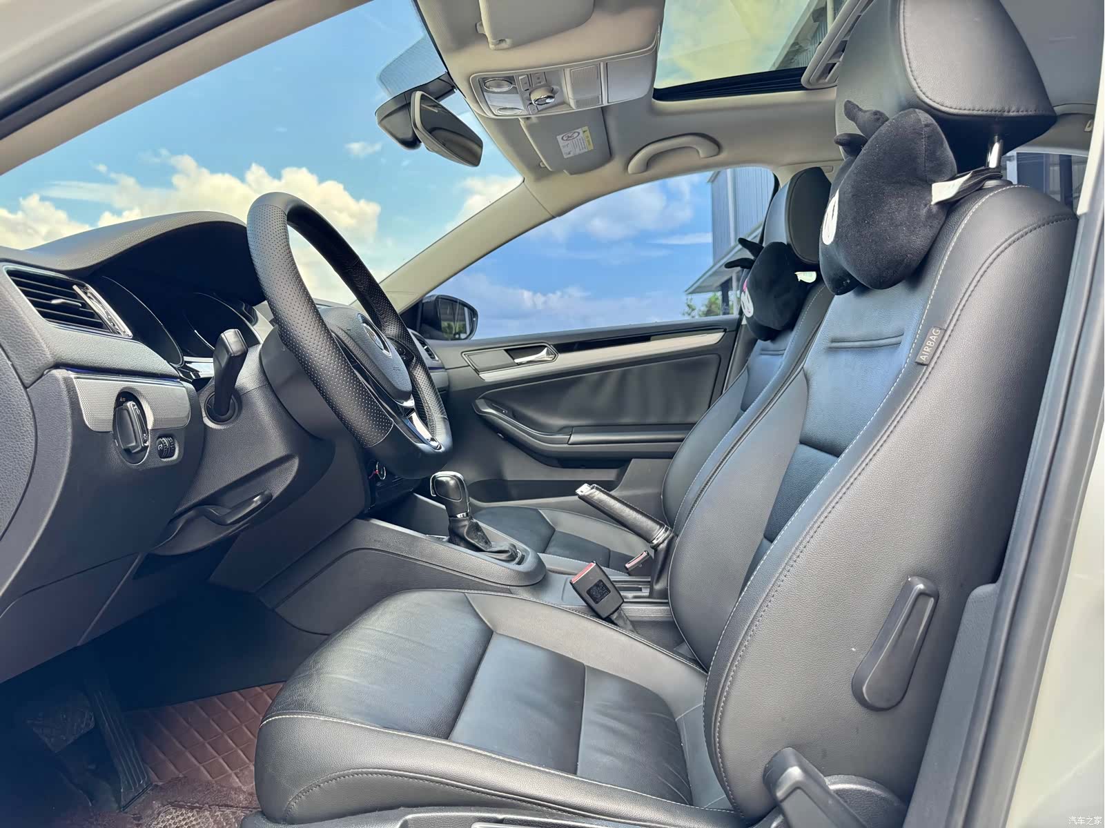 Volkswagen Sagitar, 2018 4