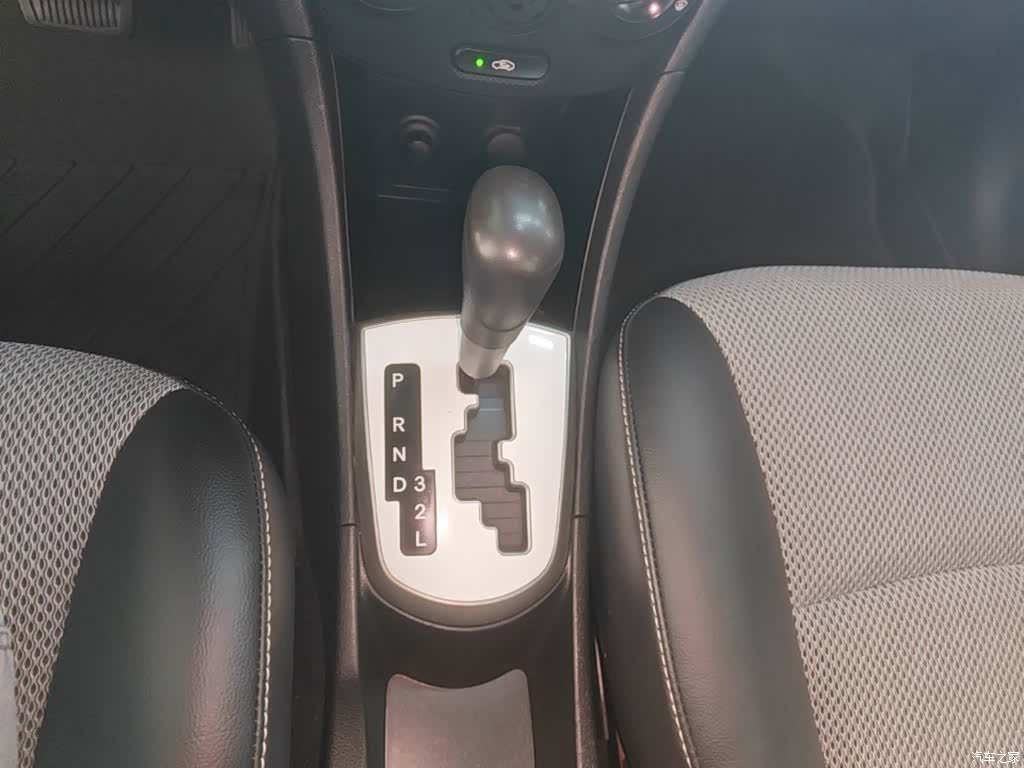 Hyundai GLX, 2015 14