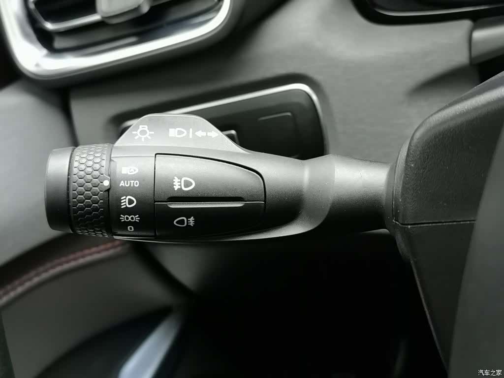 Lynk & Co 01, 2019 21