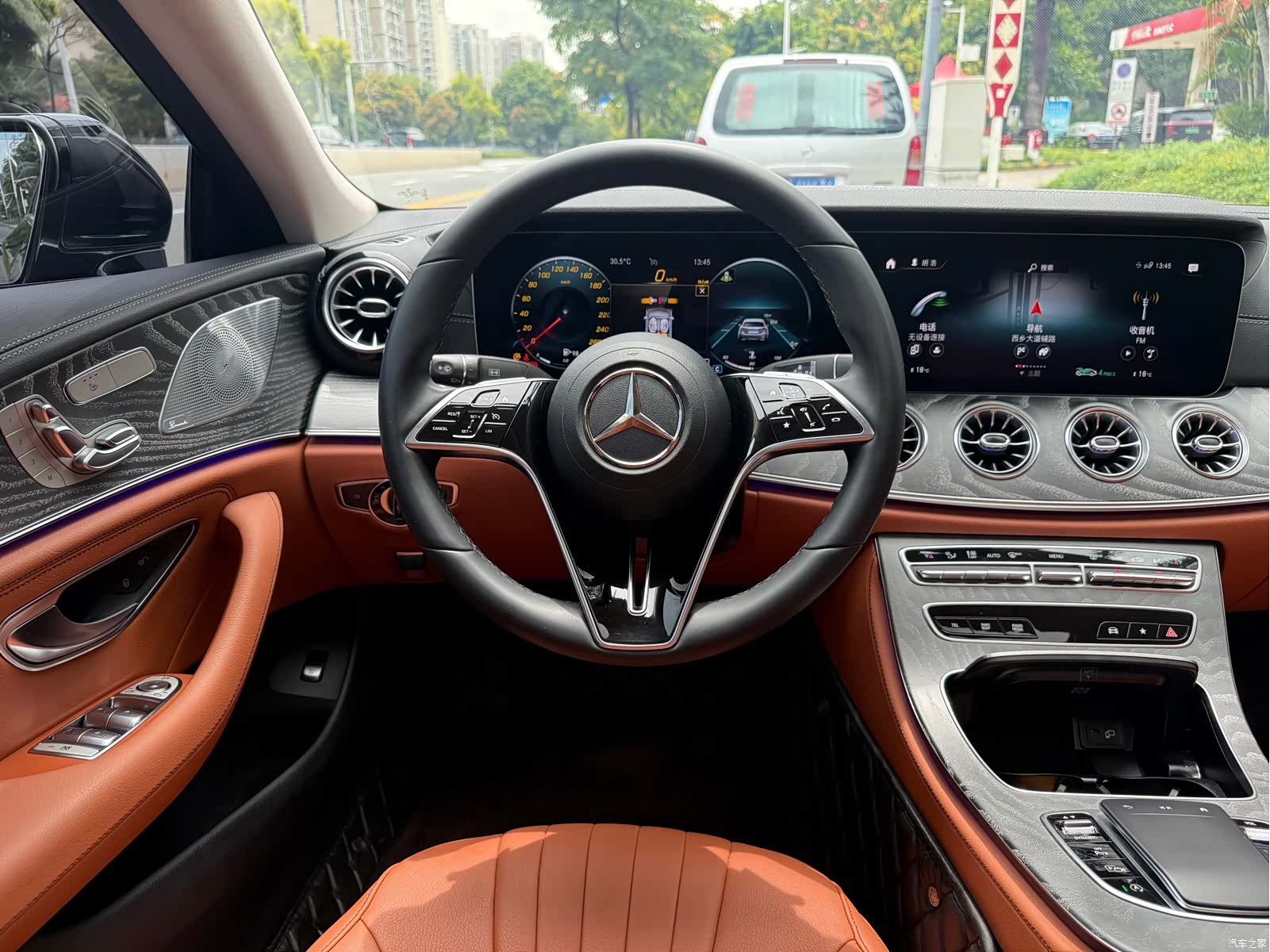 Mercedes-Benz CLS, 2023 14