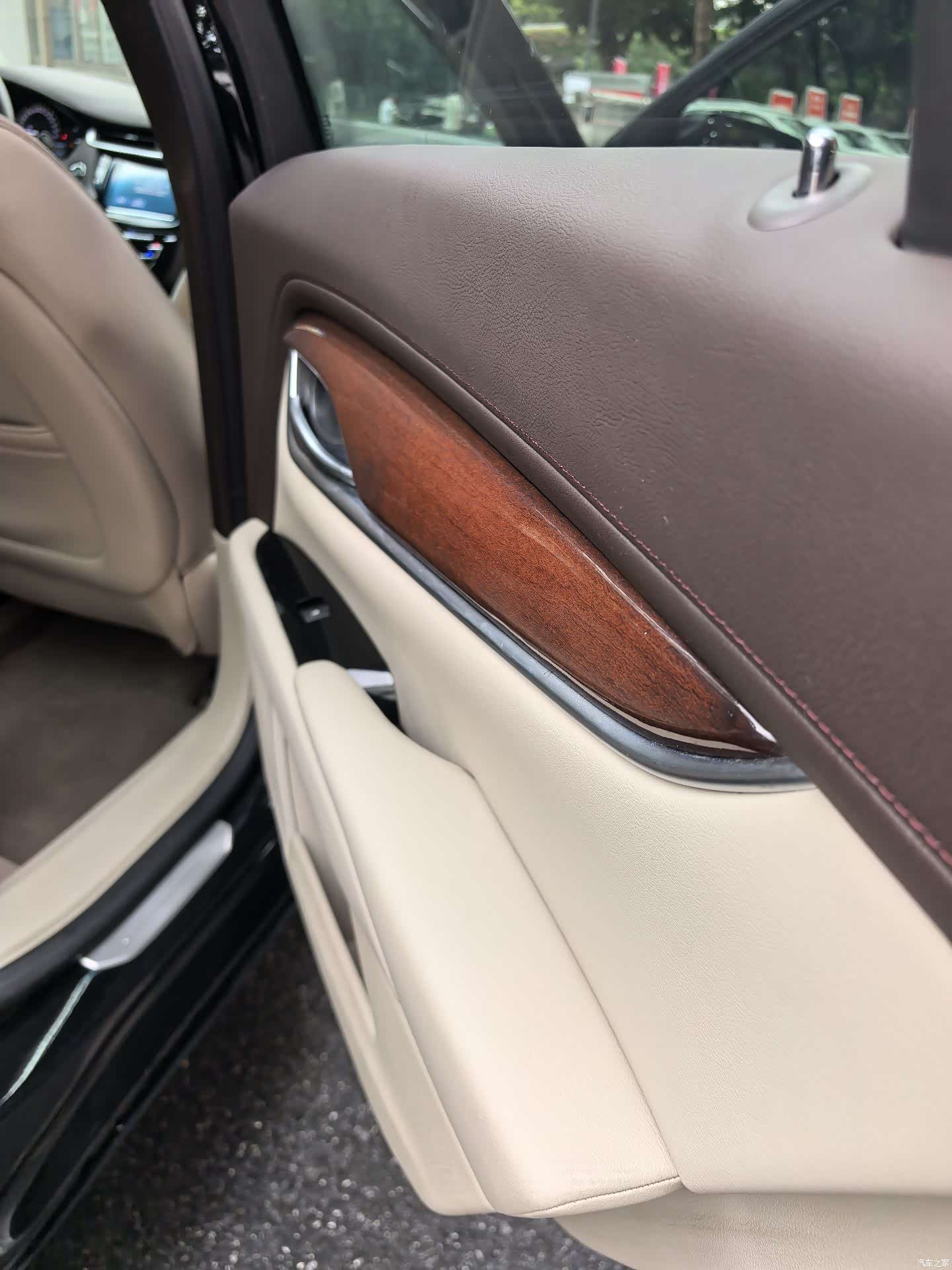Cadillac XTS, 2017 14