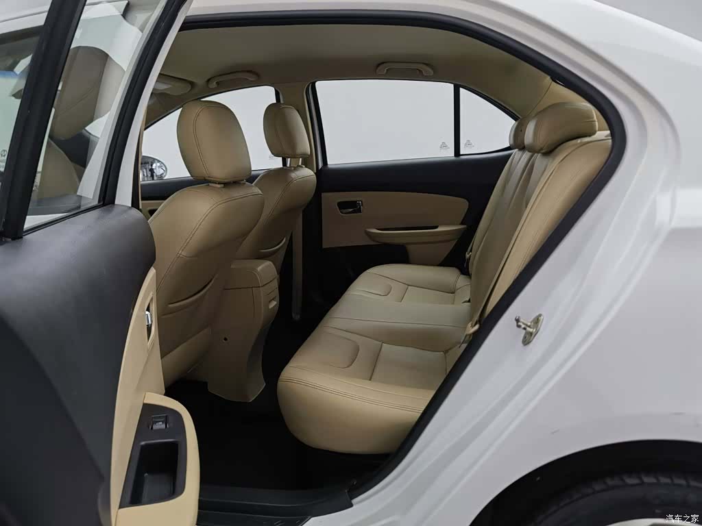 Chery E3, 2014 15