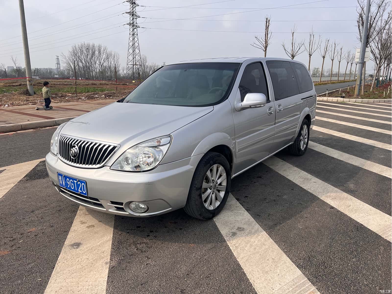 Buick GL8, 2014 1