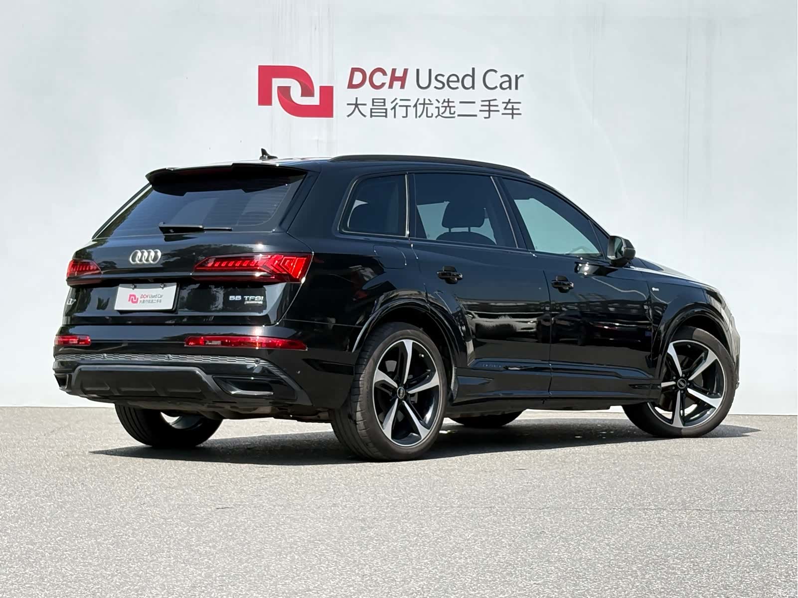 Audi Q7, 2022 4