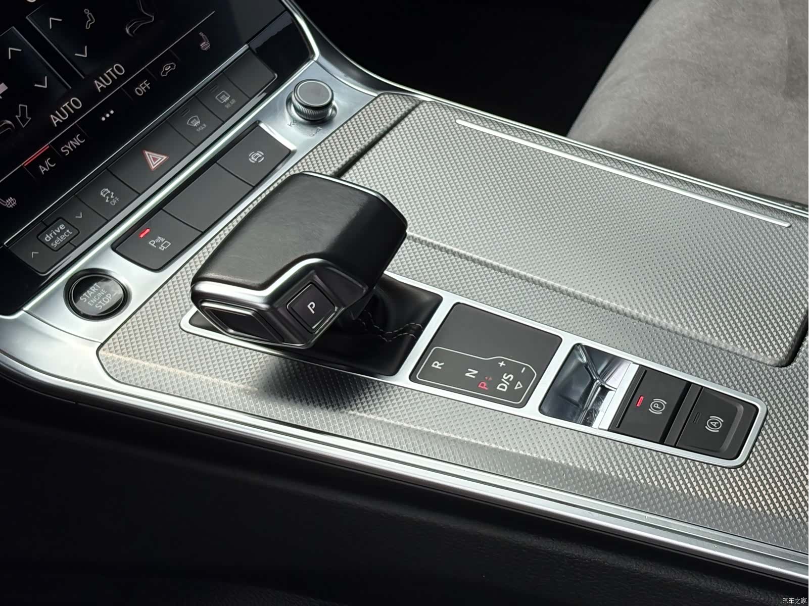 Audi A6L, 2021 14