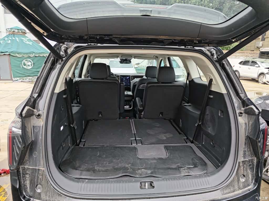 Hongqi HS7, 2024 19