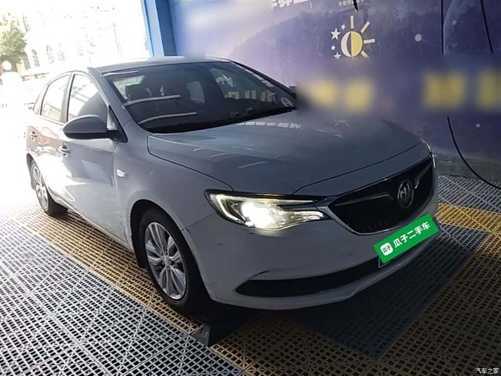 Buick V, 2019 4