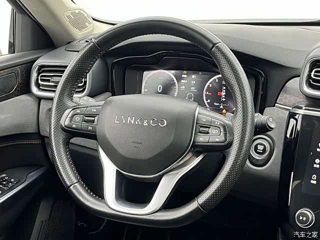 Lynk & Co 01, 2019 16