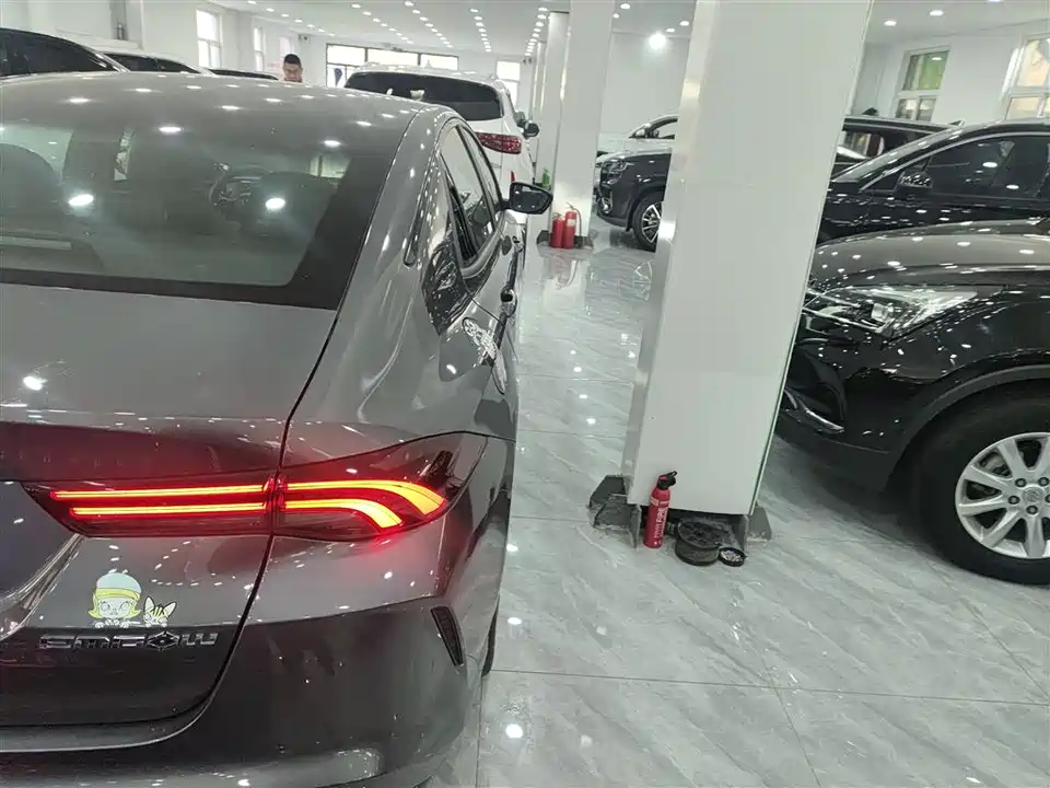 Trumpchi Shadow Leopard