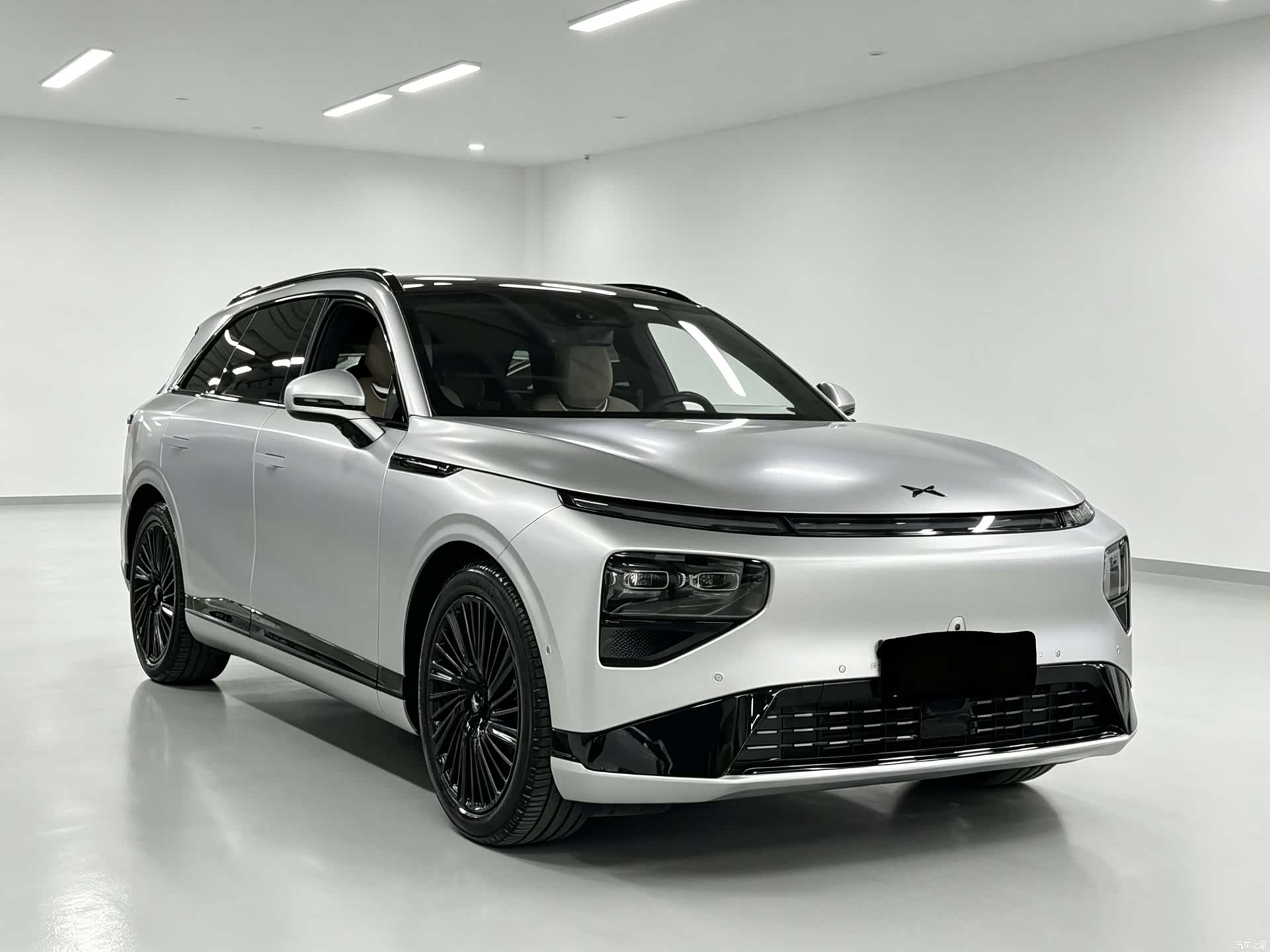 Xpeng G9, 2025 3