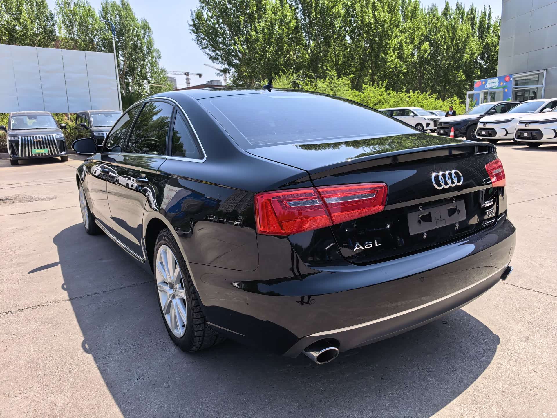 Audi A6L, 2014 11