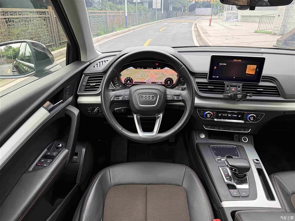 Audi Q5L, 2019 10