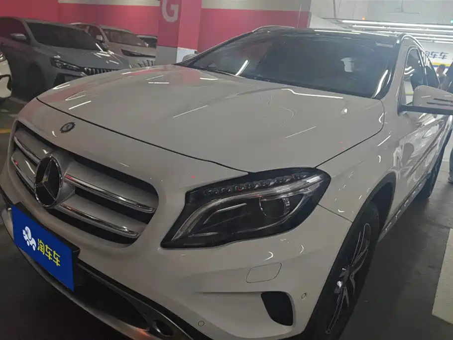 Mercedes-Benz GLA