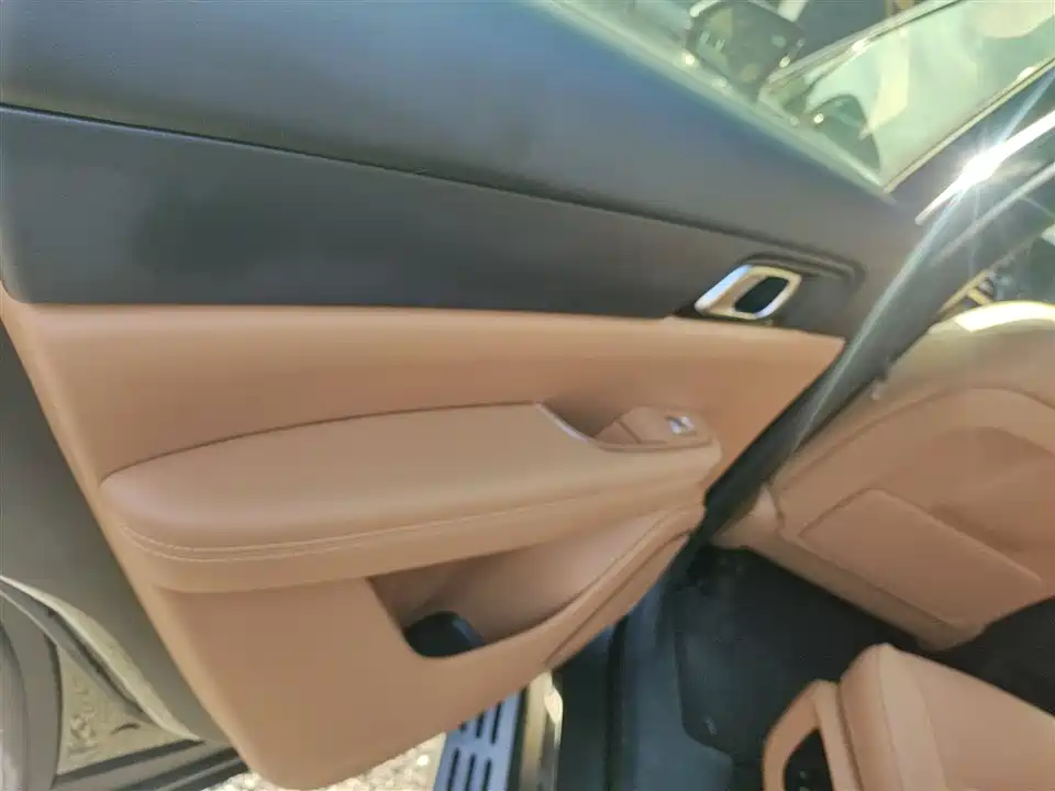 Li Auto Ideal ONE