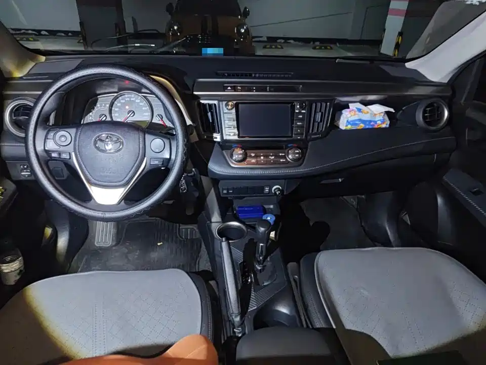 Toyota RAV4 Rongfang