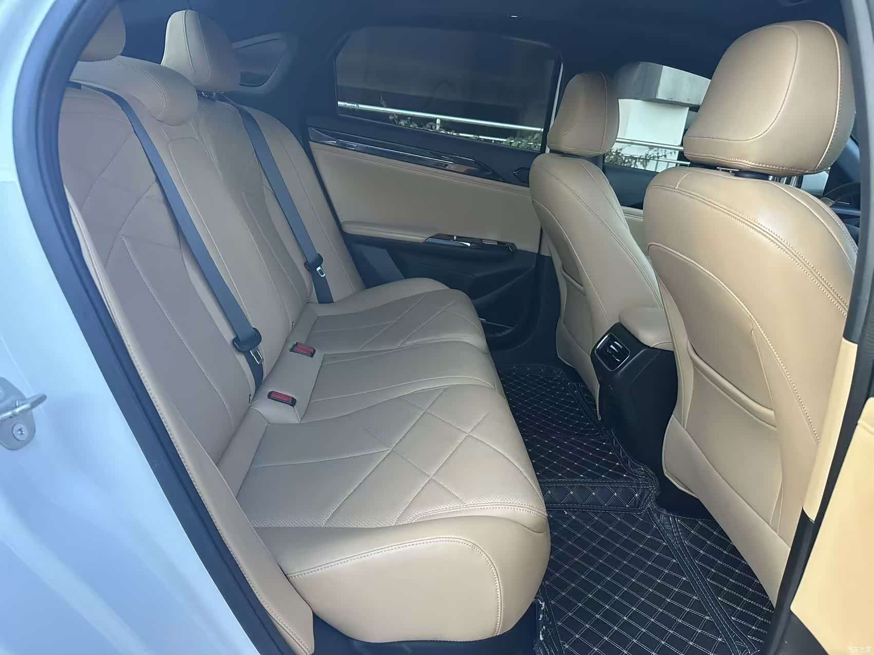 Geely Galaxy L6, 2024 7