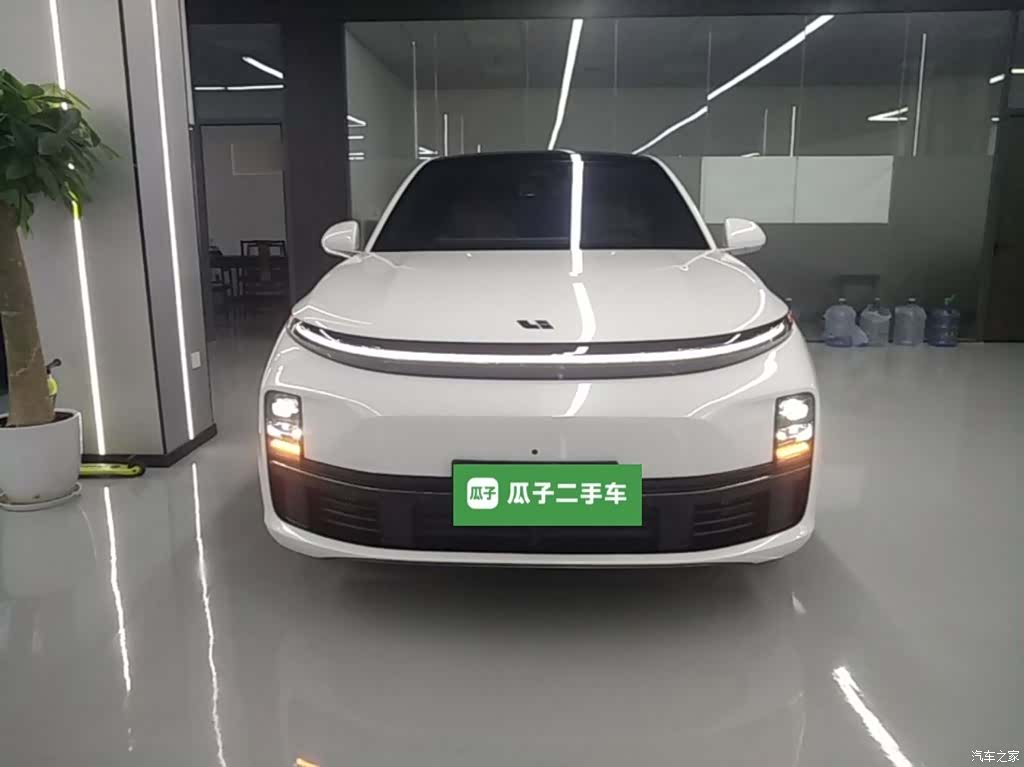Li Auto L7, 2024 3