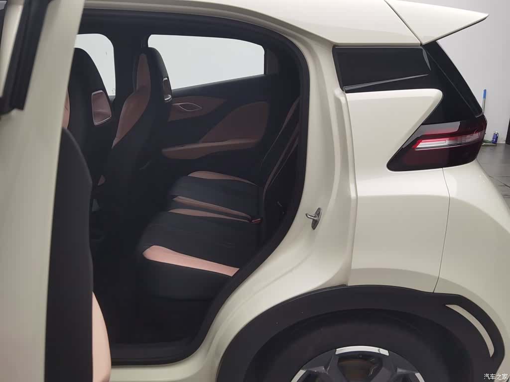 BYD Seagull, 2023 15