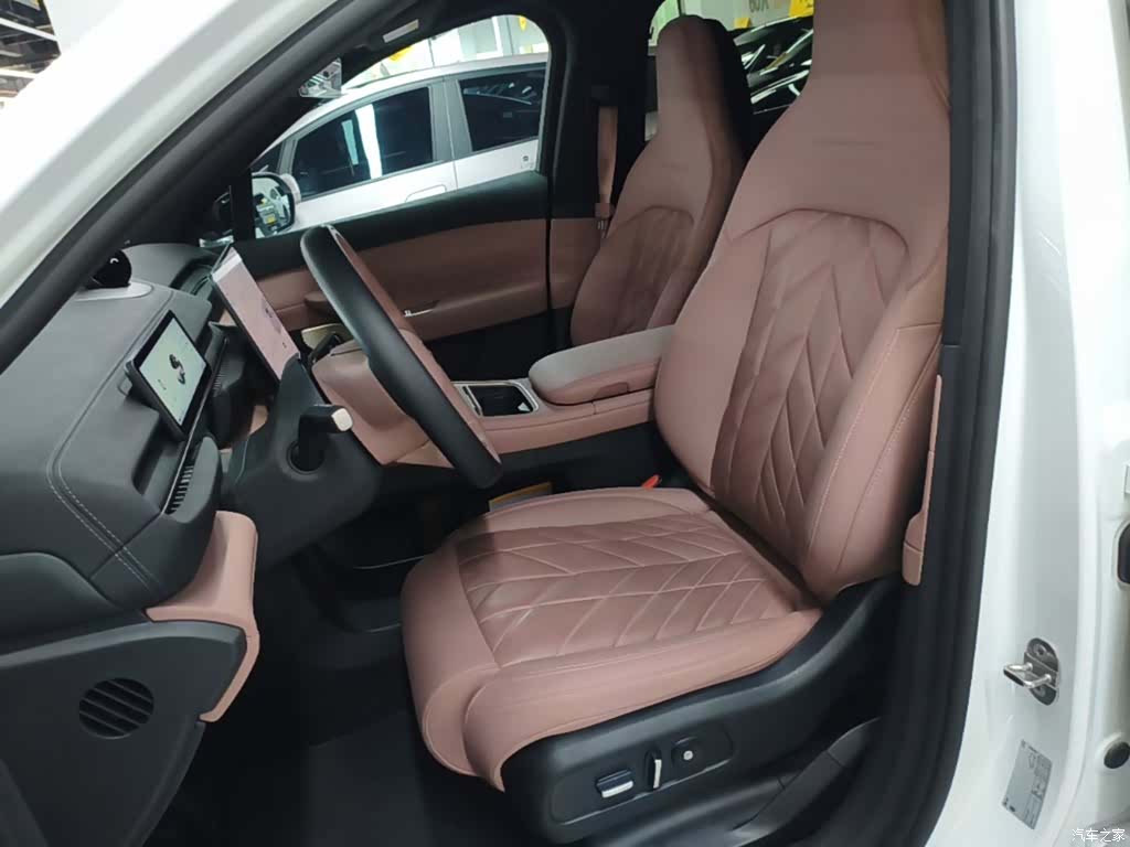 NIO EC6, 2025 15