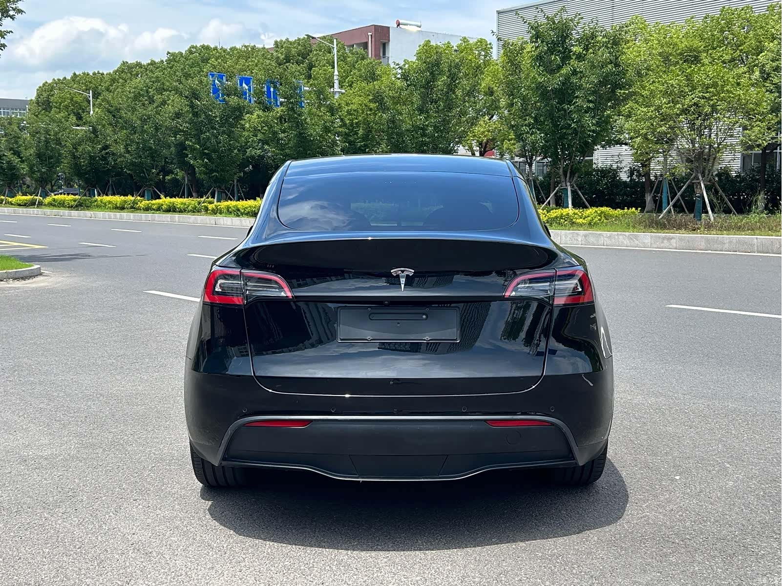 Tesla Model Y, 2022 9