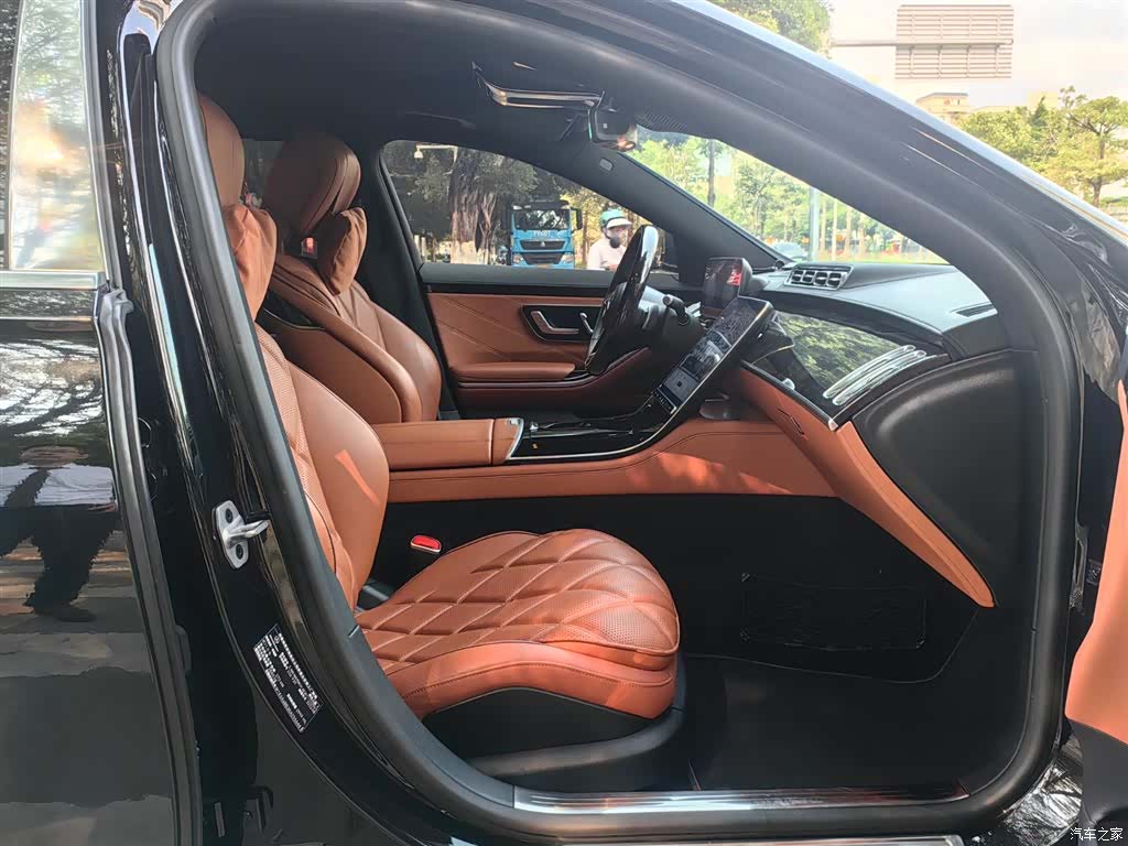 Maybach S-Class, 2024 12