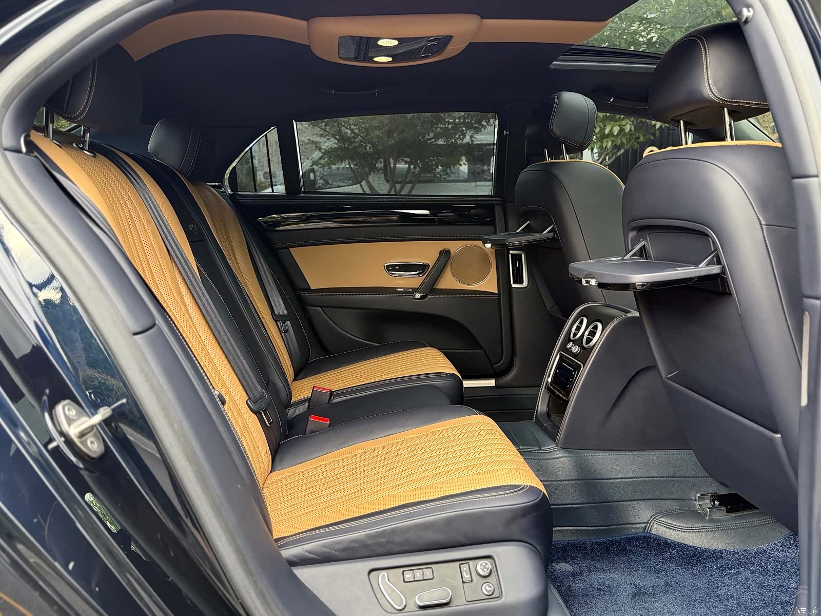 Bentley Flying Spur, 2017 20
