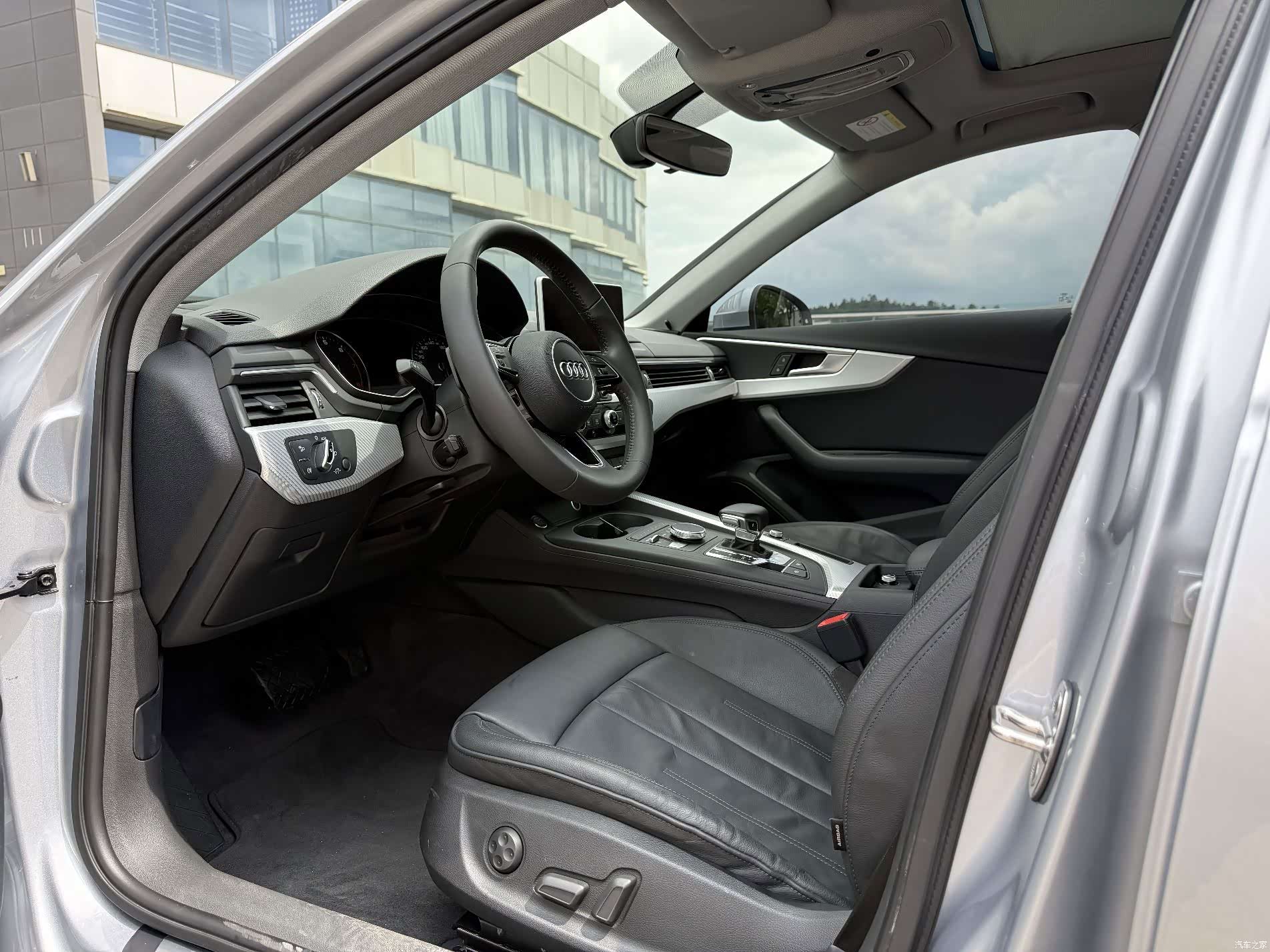 Audi A4L, 2017 8
