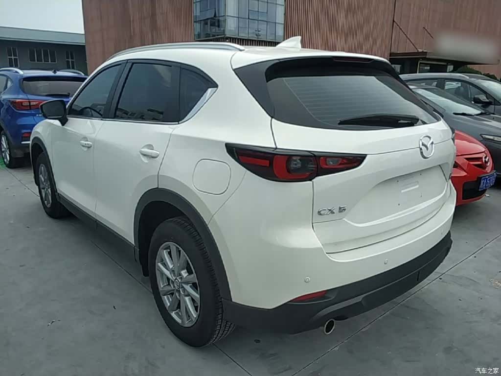 Mazda CX-5, 2024 все фото