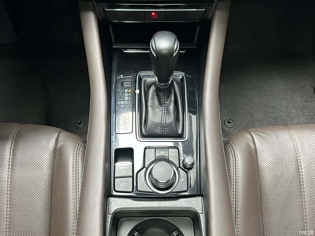 Mazda Atenza, 2020 15