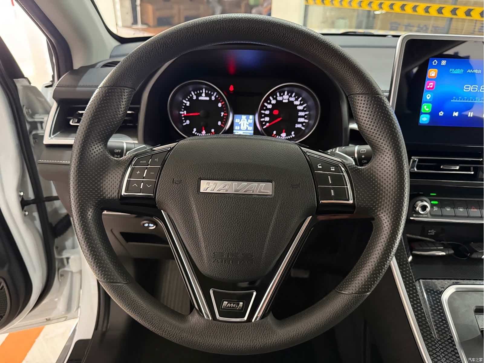 Haval M6, 2023 13