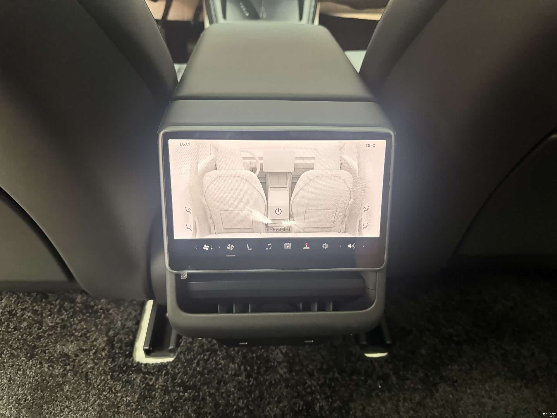 Tesla Model 3, 2024 17