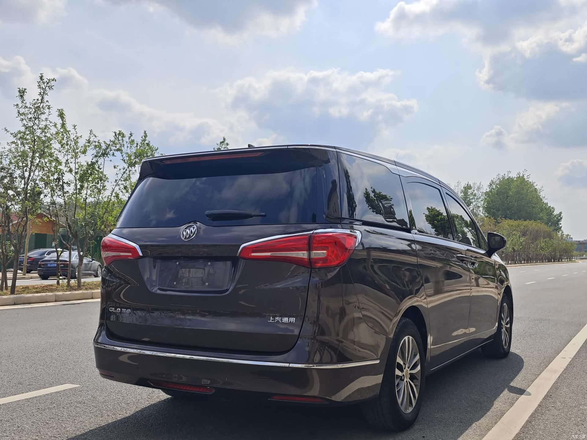 Buick GL8, 2018 4