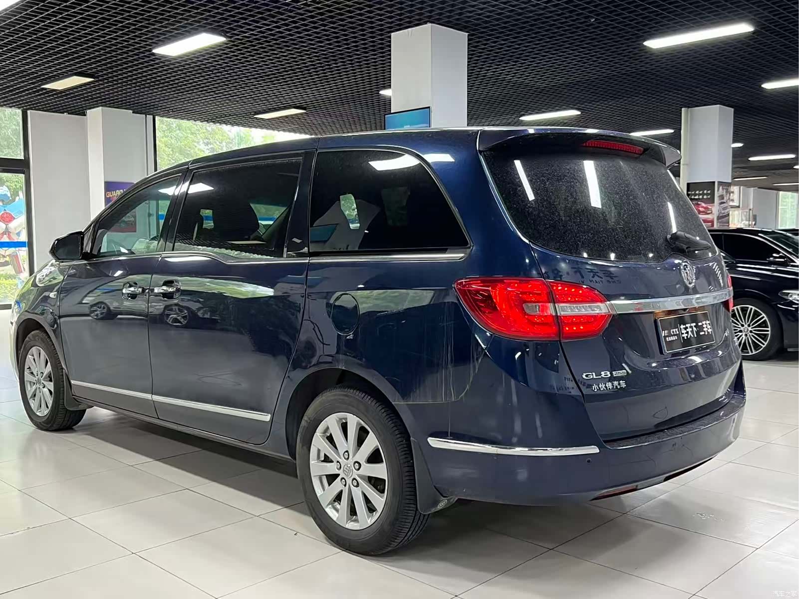 Buick GL8, 2017 4