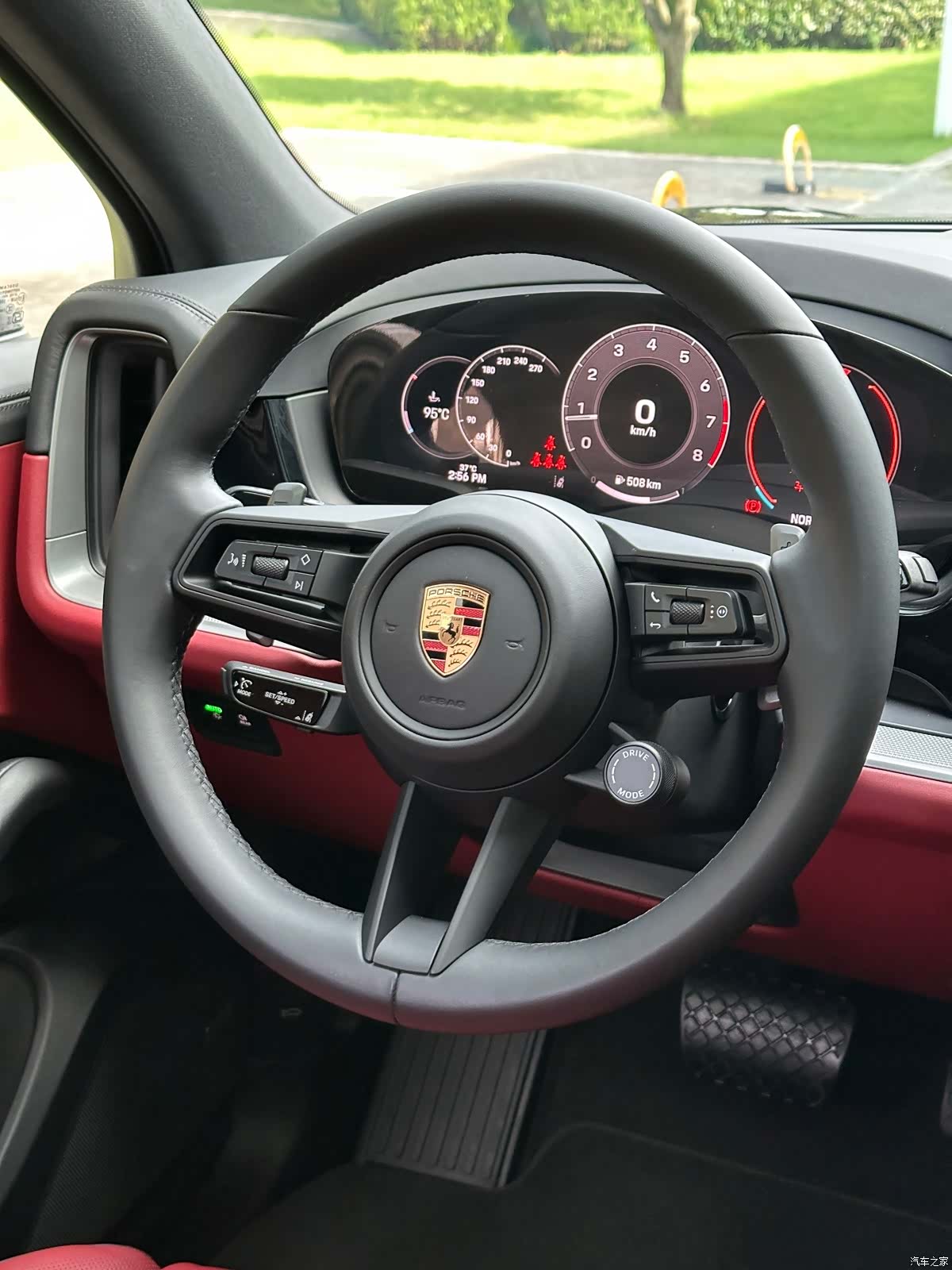 Porsche Cayenne, 2025 19