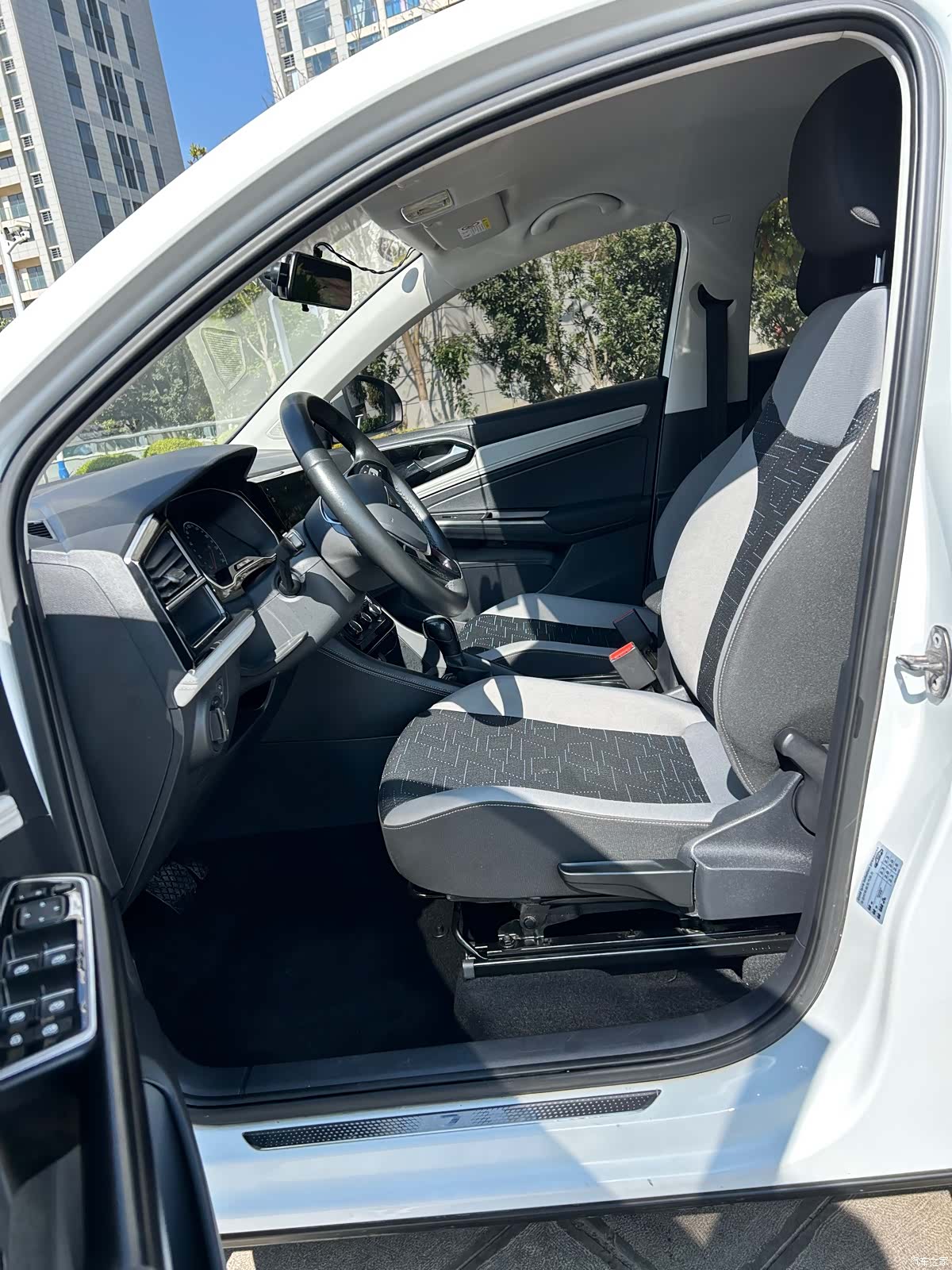 Volkswagen VS5, 2023 8