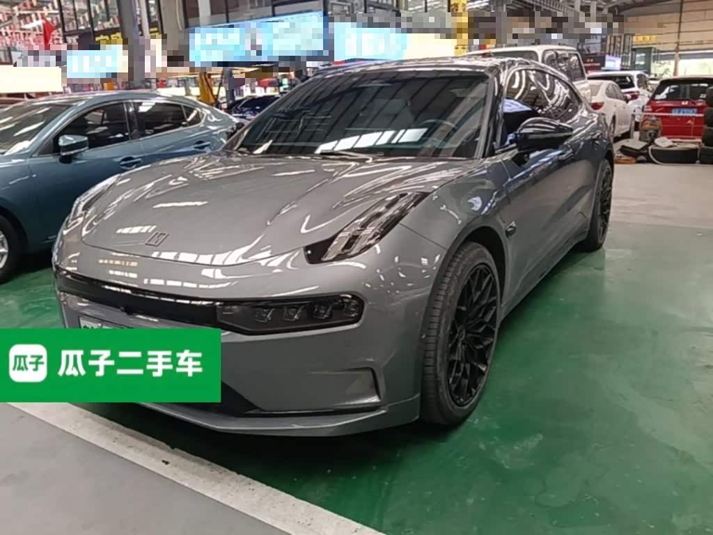 Zeekr 001