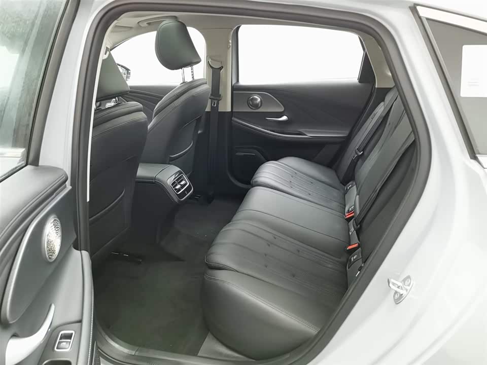 Chery Fulwin Fengyun A8