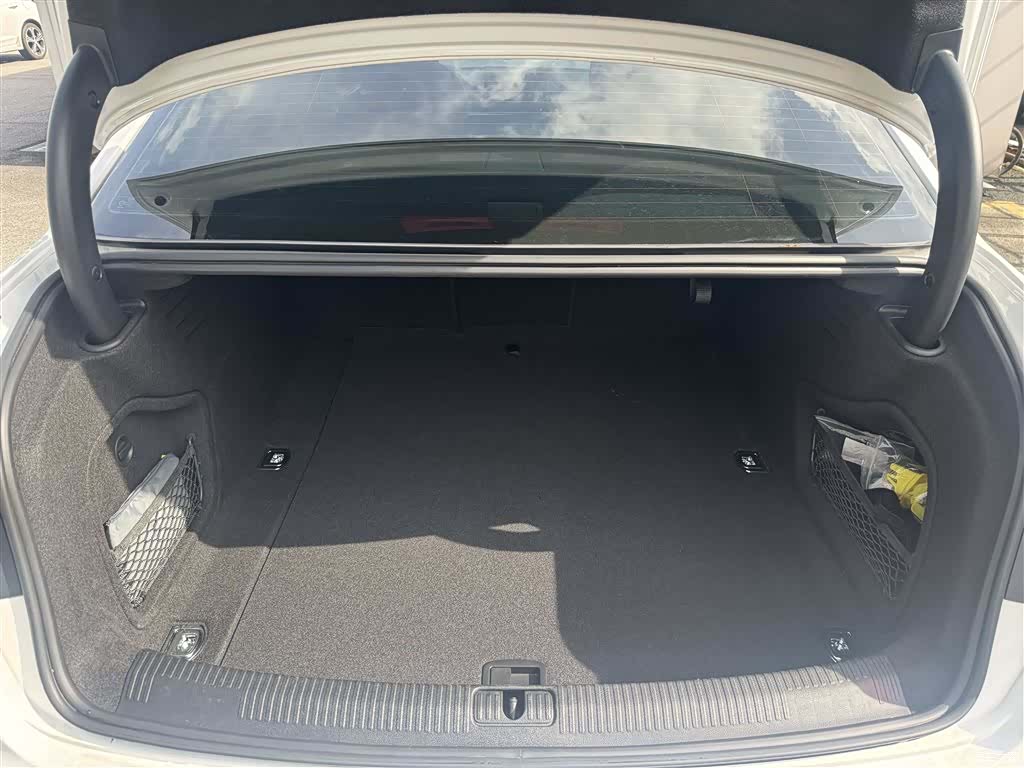 Audi A4L, 2023 8