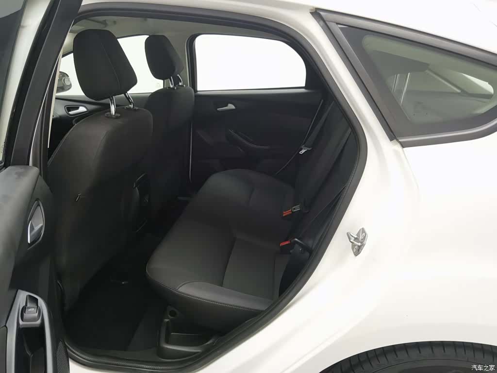 Ford Focus, 2016 15