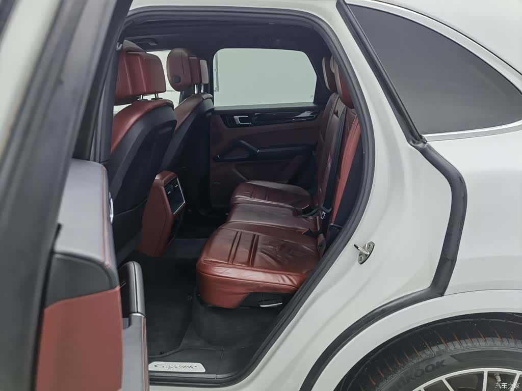 Porsche Cayenne, 2019 15